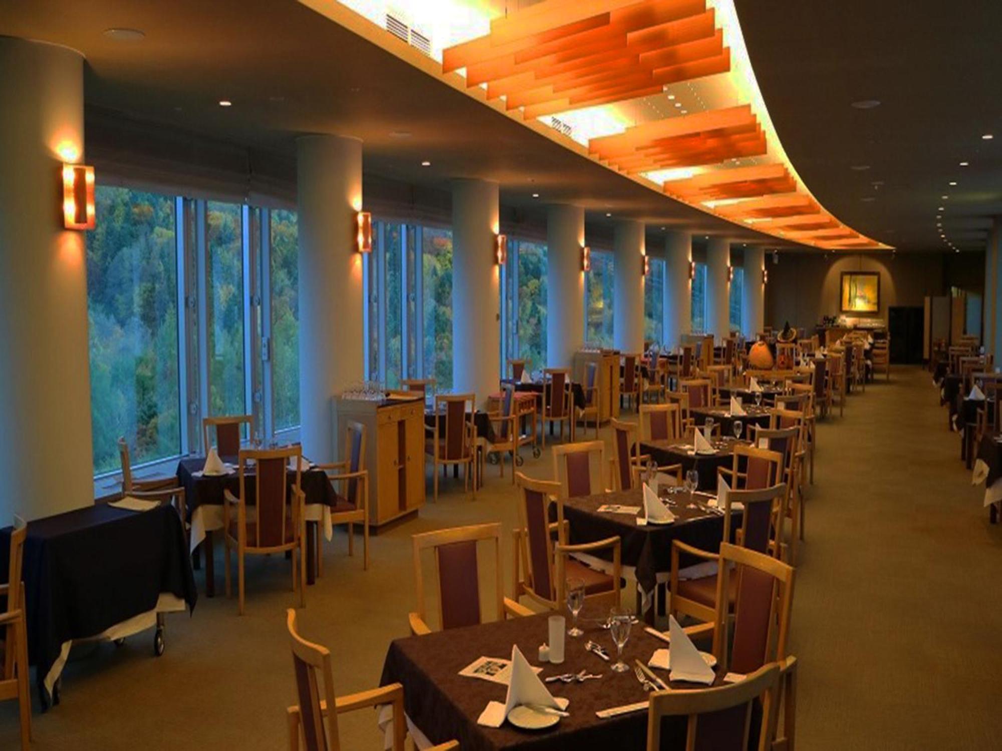 Shin Furano Prince Hotel Exterior foto The restaurant